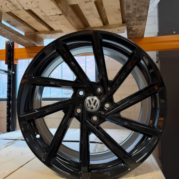 4x Brand New VW Golf GTD, GTI Spielberg style alloy wheels 19" (Ref-VW079)